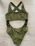 Olive Lola Suit (10)