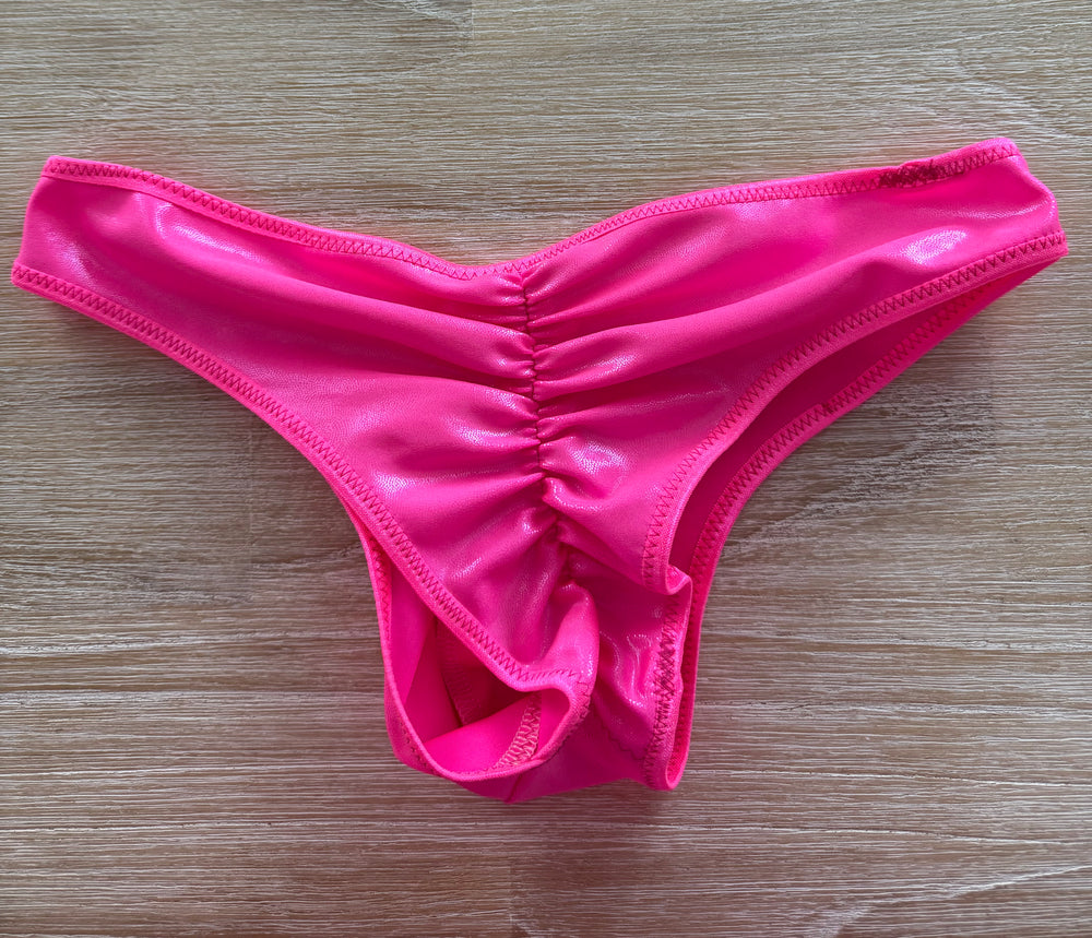 Men's Brazilian Bum Hot Pink